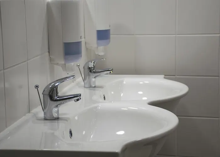 旅馆 朋克特c旅舍 *