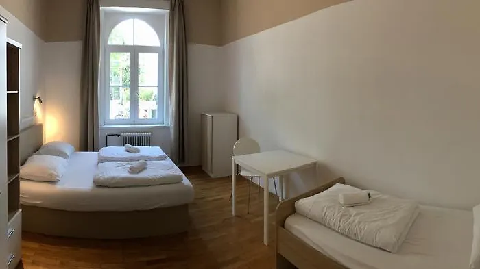 朋克特c旅舍 旅馆