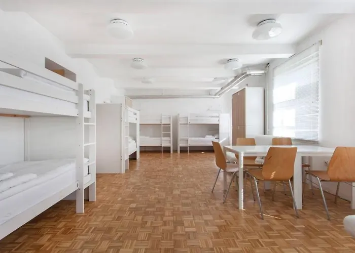 朋克特c旅舍 * 卢布尔雅那