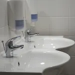 호스텔 C - 푼크트 *