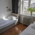 Auberge de jeunesse C - Punkt