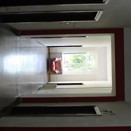 Auberge de jeunesse C - Punkt