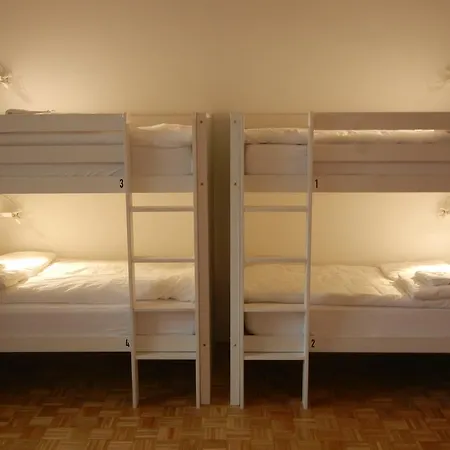 Auberge de jeunesse C - Punkt