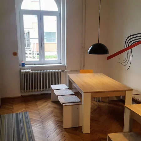 Vandrerhjem C - Punkt