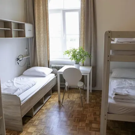 Auberge de jeunesse C - Punkt