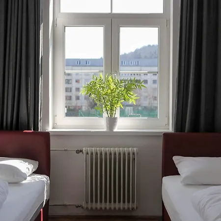 C - Punkt Auberge de jeunesse