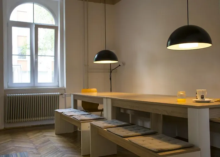 C - Punkt Λιουμπλιάνα